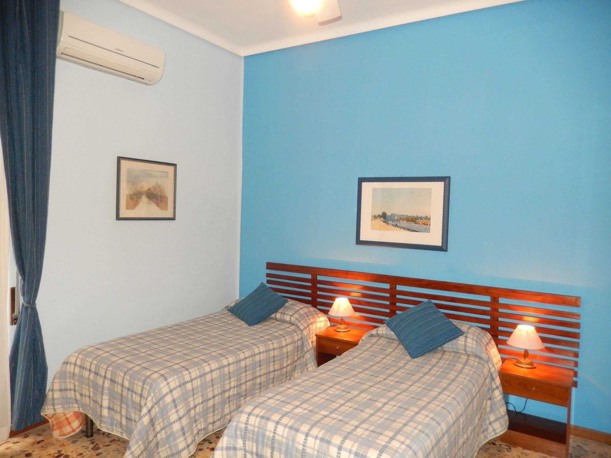 Bella Giulia Bed & Breakfast 3*